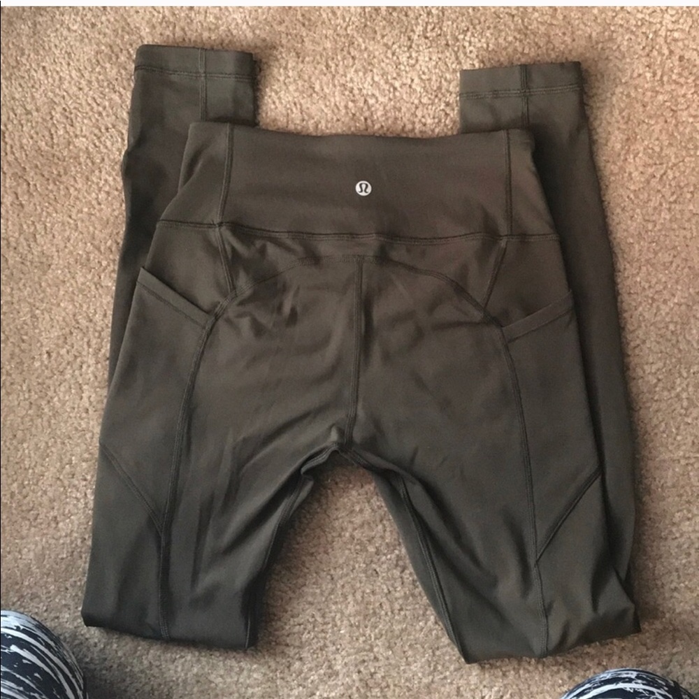 Lululemon All the right places full length sz 4